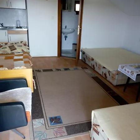 Monika Apartmán